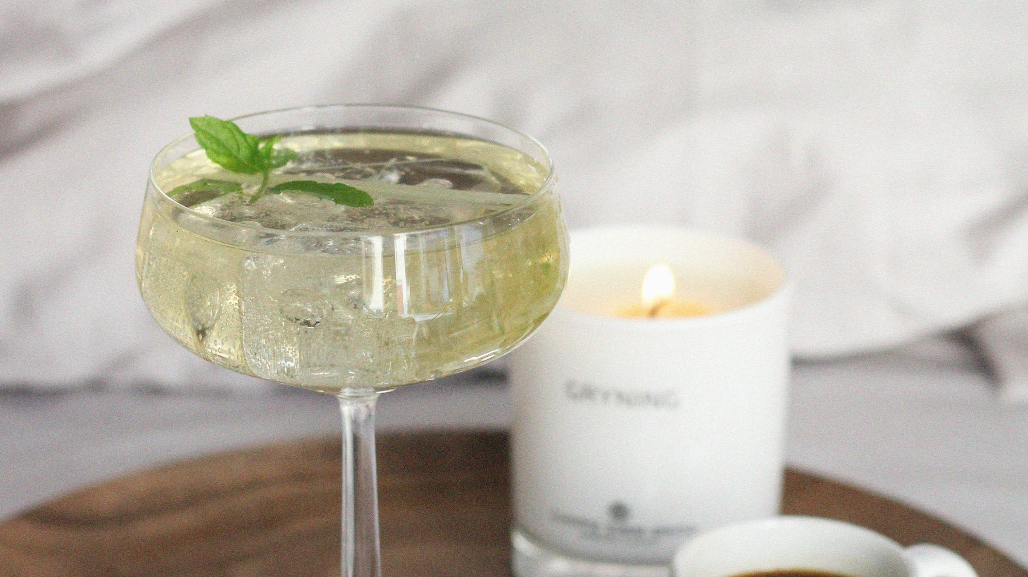 Börja morgonen med en exklusiv och bubblig cocktail